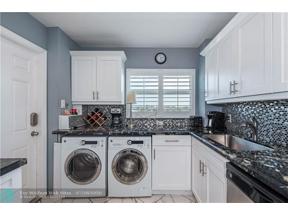 Property for sale at 2829 NE 33rd Ct Unit: 402, Fort Lauderdale,  Florida 33306