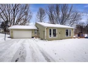 Property for sale at 580 Liberty Heights Drive, Chaska,  Minnesota 55318